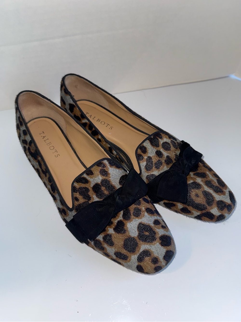 TALBOTS leopard print calf hair mobwife classic flat loafers with velvet bow 8